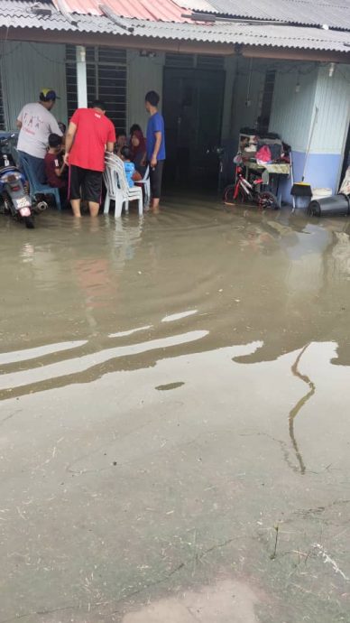 大都会(版2头)/梁德志促水务公司做好山顶蓄水池排水免酿黄泥灾