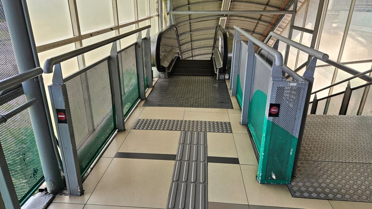 大都会(版3头)-走访勘察monorail站电梯及手扶梯/11图