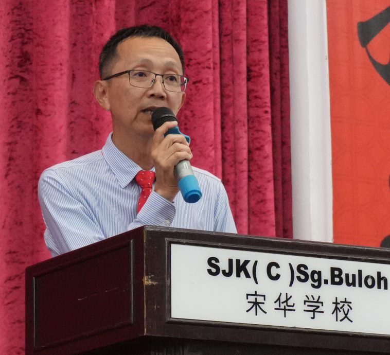 大都会(版4头)∕本报活动,《小喜鹊和岩石山》走进2校园有配图