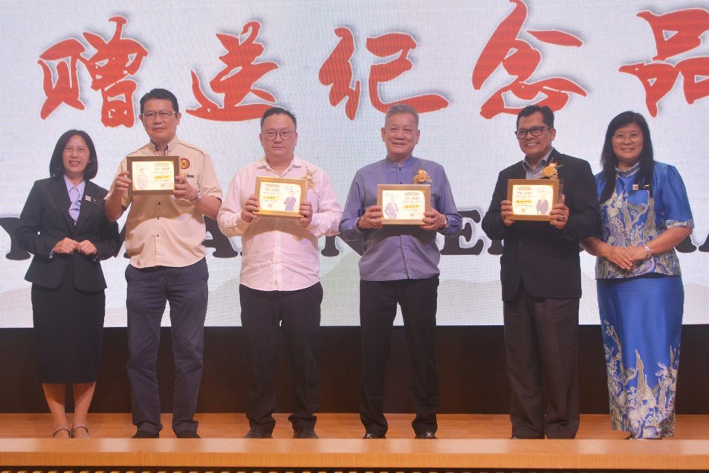 大都会:育华华中及汉民华小获得雪州中小学华文嘉年华常年杯/7图(选下)