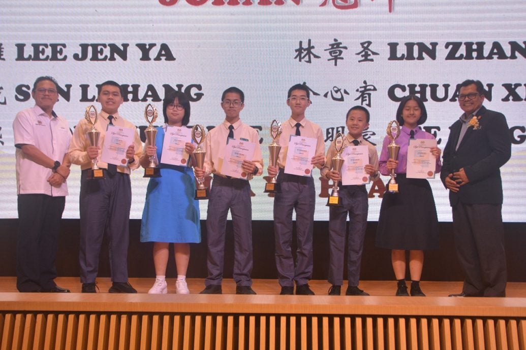 大都会:育华华中及汉民华小获得雪州中小学华文嘉年华常年杯/7图(选下)