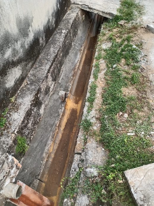 大都会/MBDK特别修沟承包商,屋后沟塌接投诉2天速开工