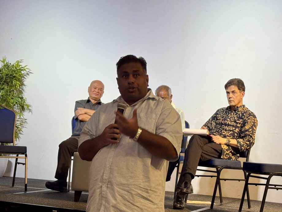 大都会/ME03头/(主文)“精明智能停车系统”8月开跑拉吉夫:仅灵市厅暂缓落实