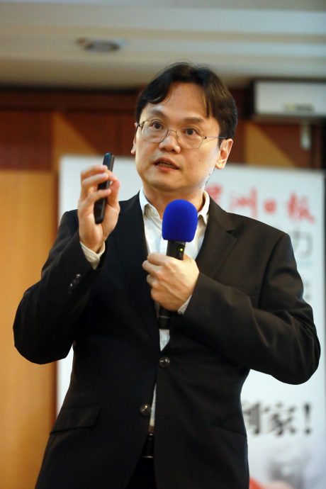 大马知名活体肝移植手术专家 杨文锟医生逝世