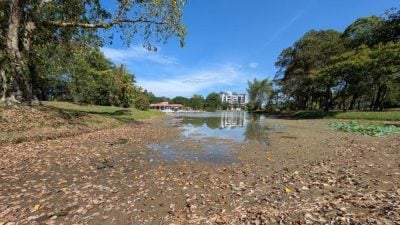 天气干旱近月 太平湖水剧降湖床重现