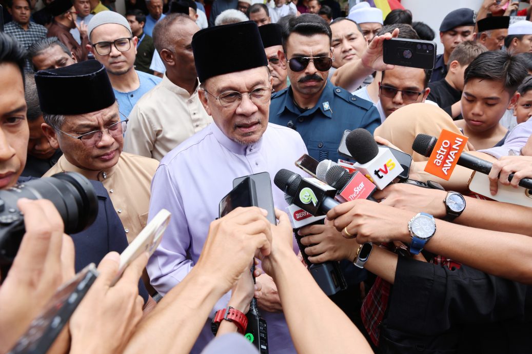 安华： 吁各界遵重宪法