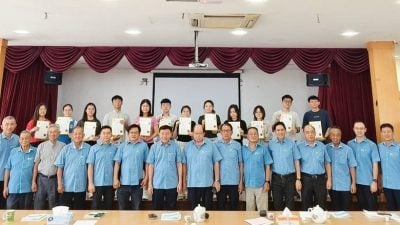 陈康益：造福会员子女   今年重启安溪贷学金