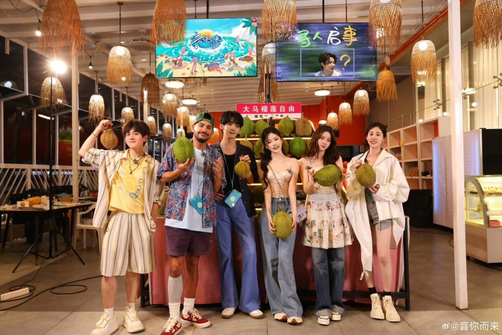  尝尽大马各榴梿品种 张碧晨直呼过瘾