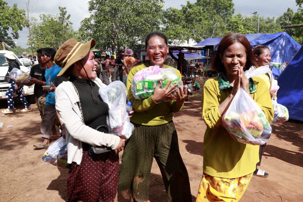 局势恢复平静 居民回返家园