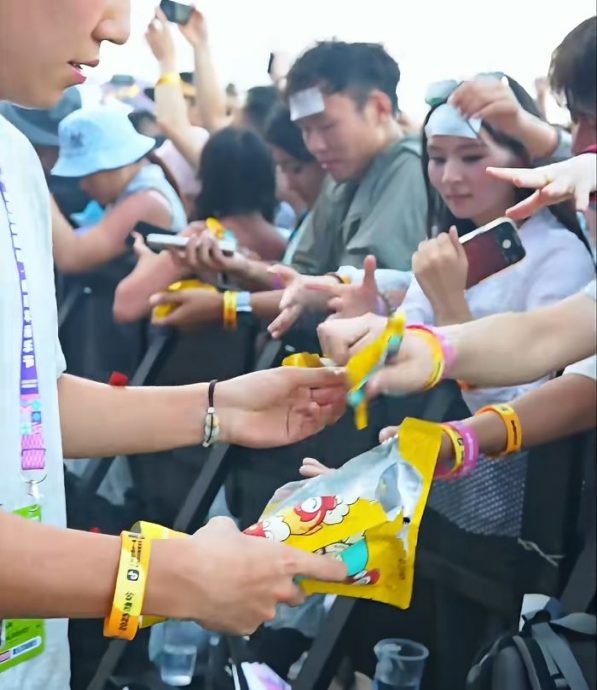 山东温高42.4℃ 高校停考放假 宿管中暑身亡