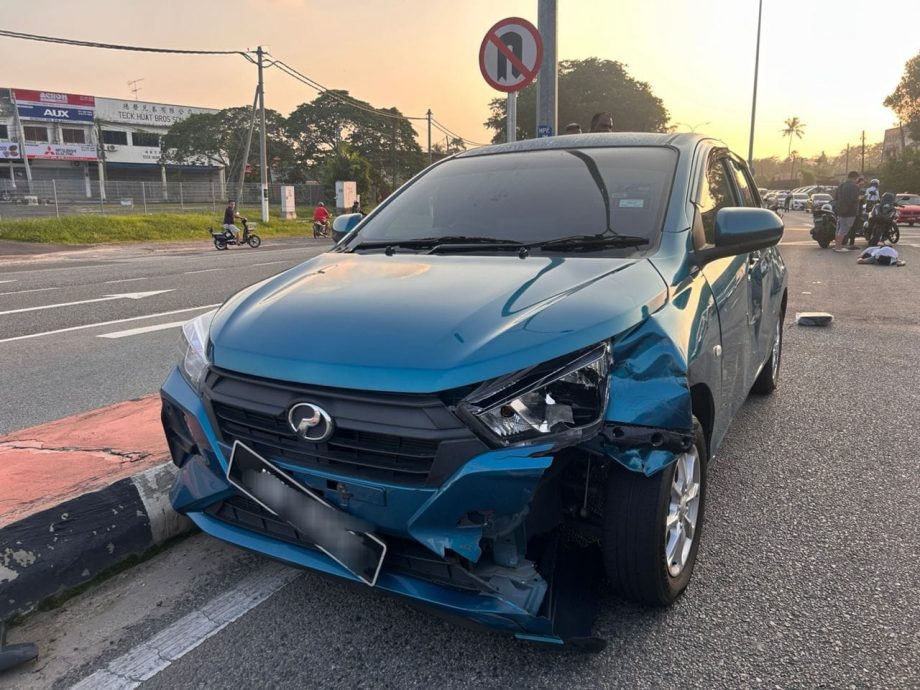 已签发 柔：三和花园路口车祸 华妇摩托车右边转被撞身亡 孕妇司机送医