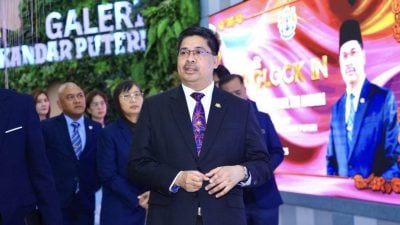 依城市政厅新市长 哈斯林出任