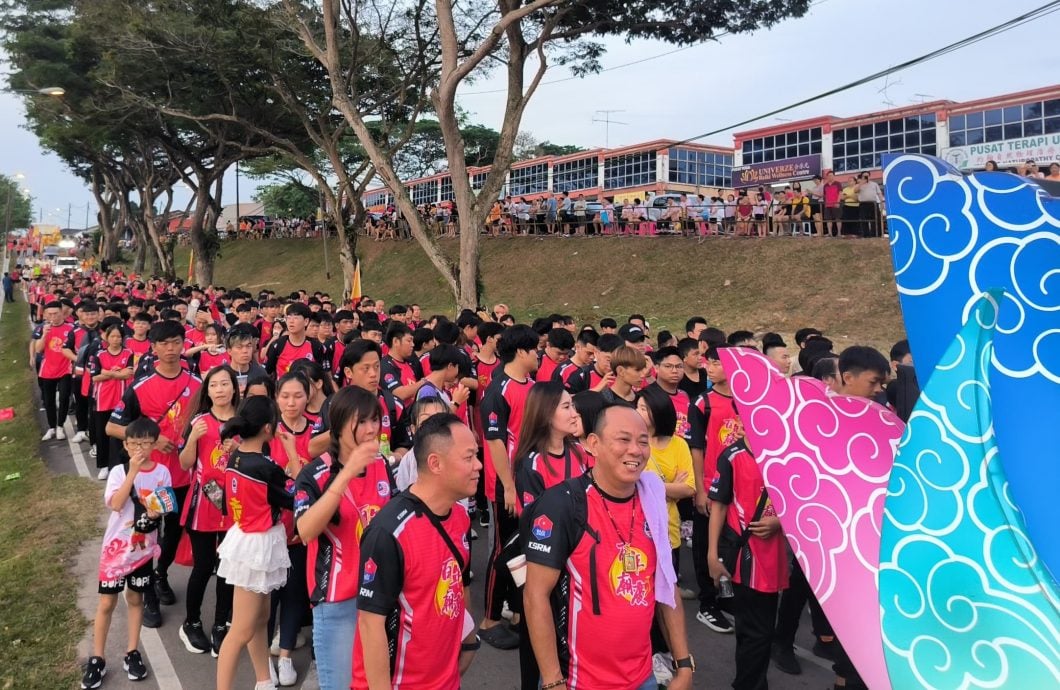 万人次参与万仙庙游神庆典热闹非凡