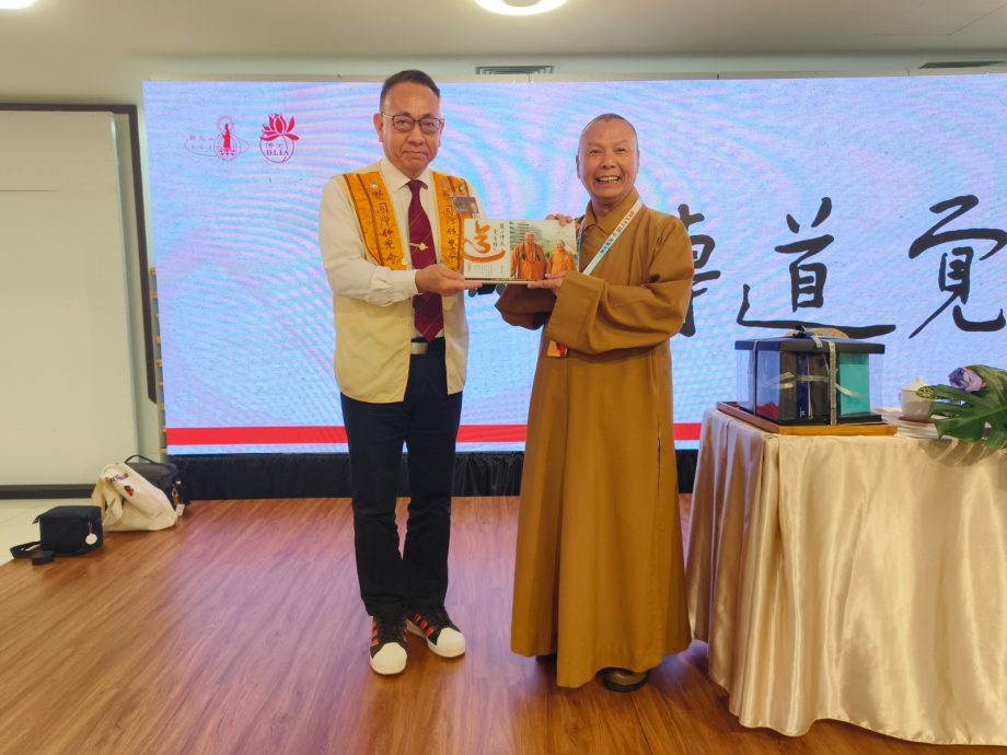 已签发 柔:慧传法师新马寺讲座 嘱咐:人间佛教有利现代人