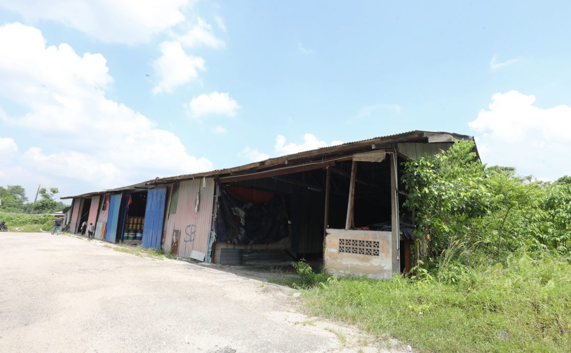 已签发 柔:版头之一:把津贴液化石油气转卖给黑市 柔内贸部起获28万物品扣5外籍员工