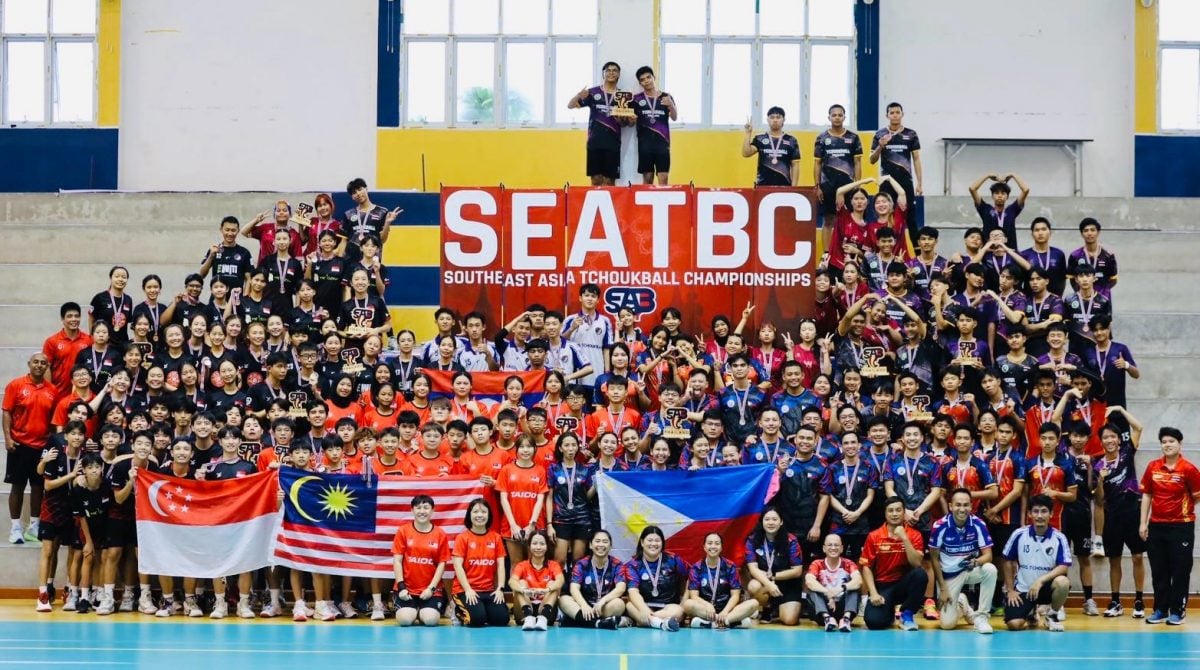 已签发 柔:版头之一:柔佛州巧固球公会13位中学生选手与国家代表组队参赛获佳绩