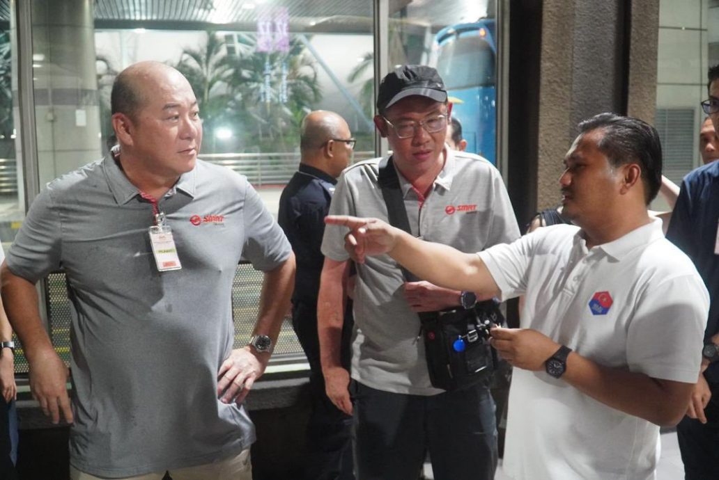 已签发 柔:版头之一:盼柔新跨境巴士增加班次,莫哈末法兹里:建议发车时间提早至4.30am