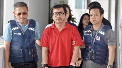 盛港弑母命案 男嫌犯押回现场重组案情