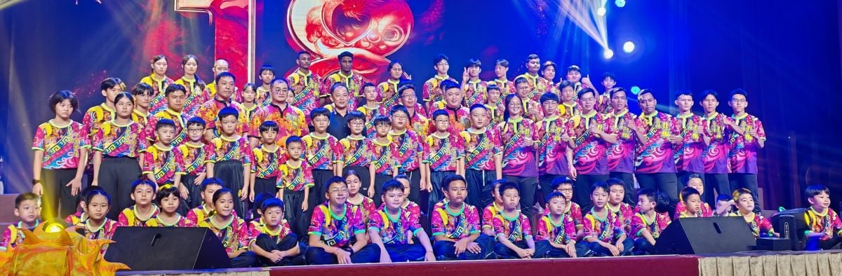 **已签发**柔:峇龙狮协会设发展基金,筹20万扩建会所
