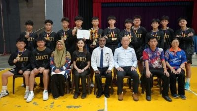 斯里东甲国中与培华华中  分夺学联篮赛男女组冠军
