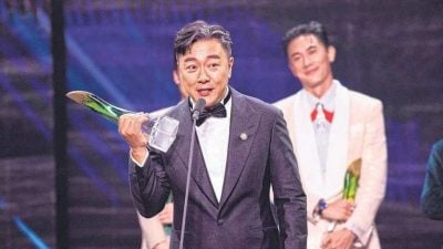 入行30年终“听牌”超级红星 郭亮：越近越焦虑