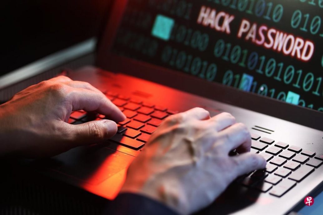 *已签发*柔：狮城二三事：印刷商遭黑客攻击泄1300人资料  狮城交警将联系受影响人士