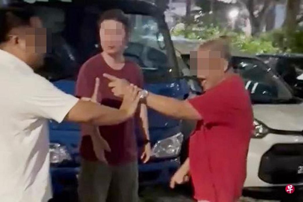 *已签发*柔：狮城二三事：涉大选期间破坏竞选物推义工 狮城57岁男子将被控