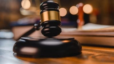 狮城律政部就30亿新元洗钱案 对4律所1律师采取行动