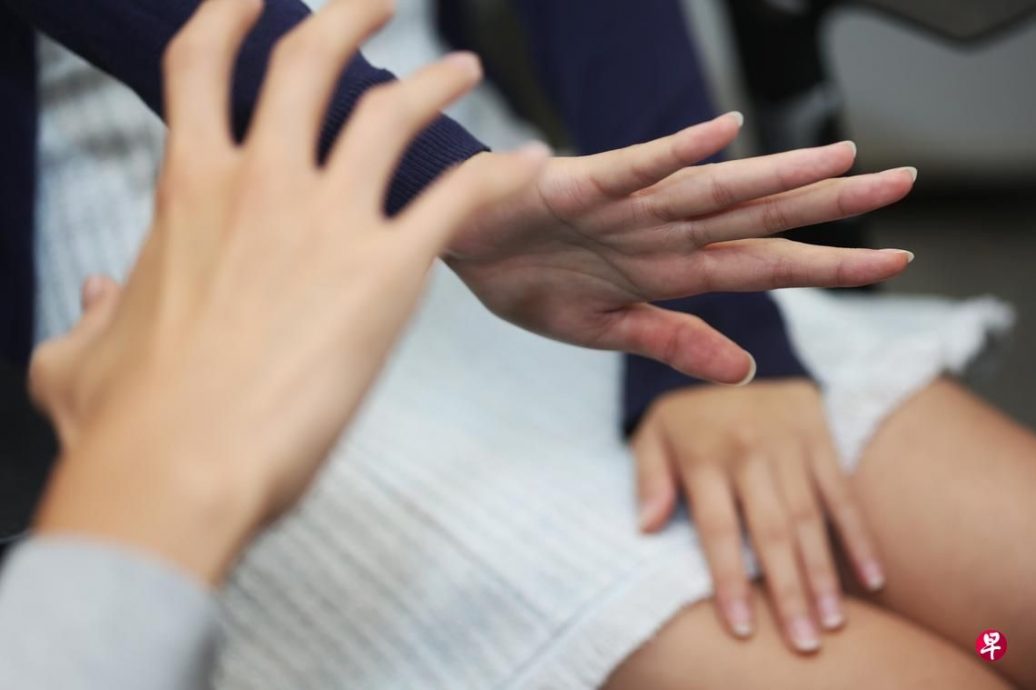 *已签发*柔:狮城二三事:秘鲁男问路搭讪  地铁内非礼少女