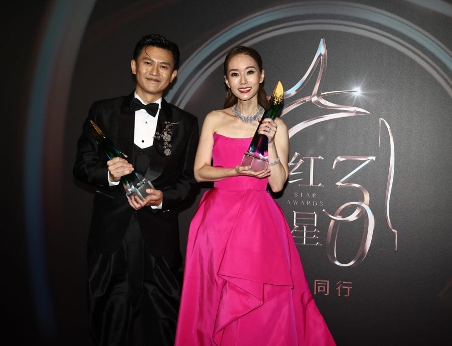 *已签发*柔:狮城二三事:红星大奖 |“夫妻档”宣萱李铭顺 红星大奖凭同部剧称王封后