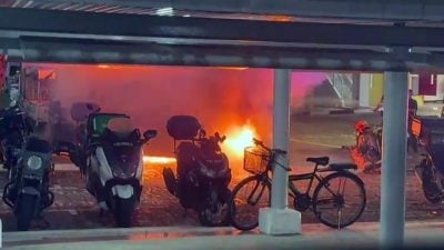 狮城二三事 | 货车起火波及汽车  停车场传多次爆炸声
