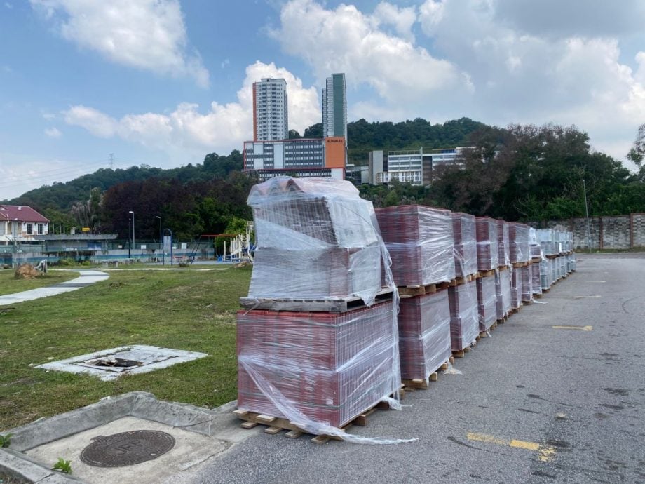 布特拉高原气爆 | 忧重输天然气再爆炸居民担心安全纷纷逃离