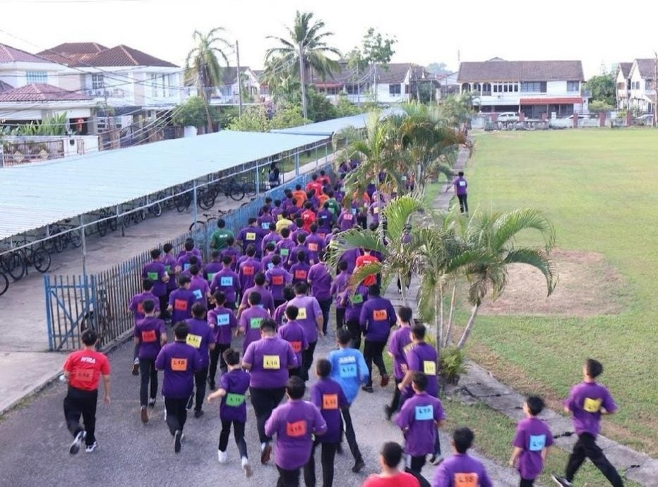 年轻人版（大北马）学海学记/玻璃市中学（越野赛跑） 