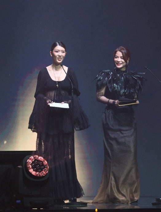 廖克发《由岛至岛》夺观众票选奖 林明祯池承铉颁奖笑料百出	