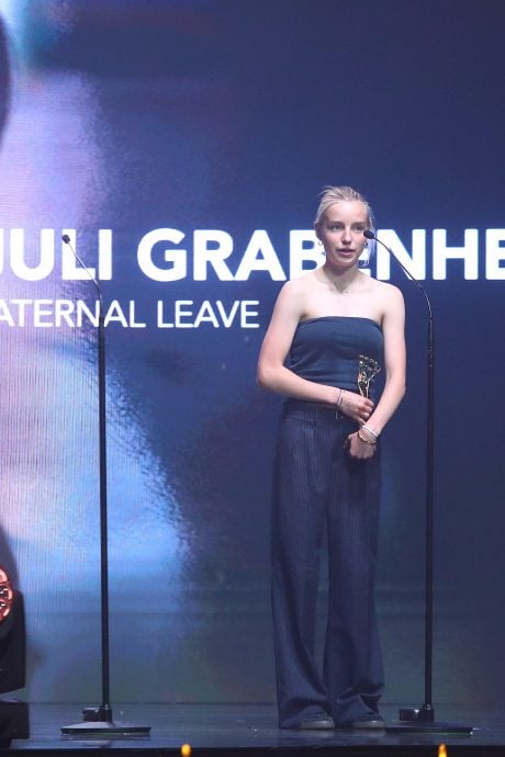 廖克发《由岛至岛》夺观众票选奖 林明祯池承铉颁奖笑料百出	