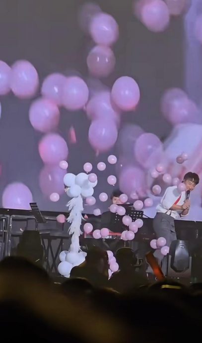 开唱公布老婆怀女儿 方力申呼难接受现实