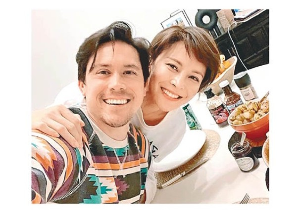 张曦雯删合照取关男友 疑斩断8年恋情