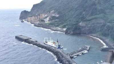 恶石岛民第一批“岛外撤离”到了！ 搭10小时渡轮抵鹿儿岛港