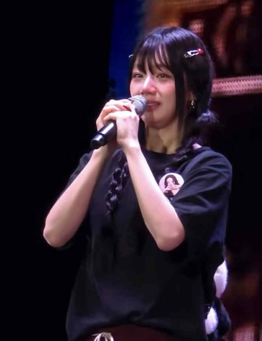 惠利因感情风波感辛苦？ 台湾见面会爆哭15分钟