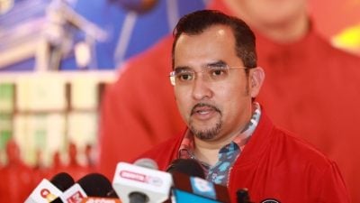 感谢总检察署确认附加谕令  巫统促依宪法让纳吉居家服刑