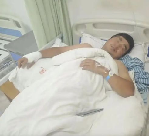 手遭玻璃割伤就医　中国男子被安排“检查摄护腺”
