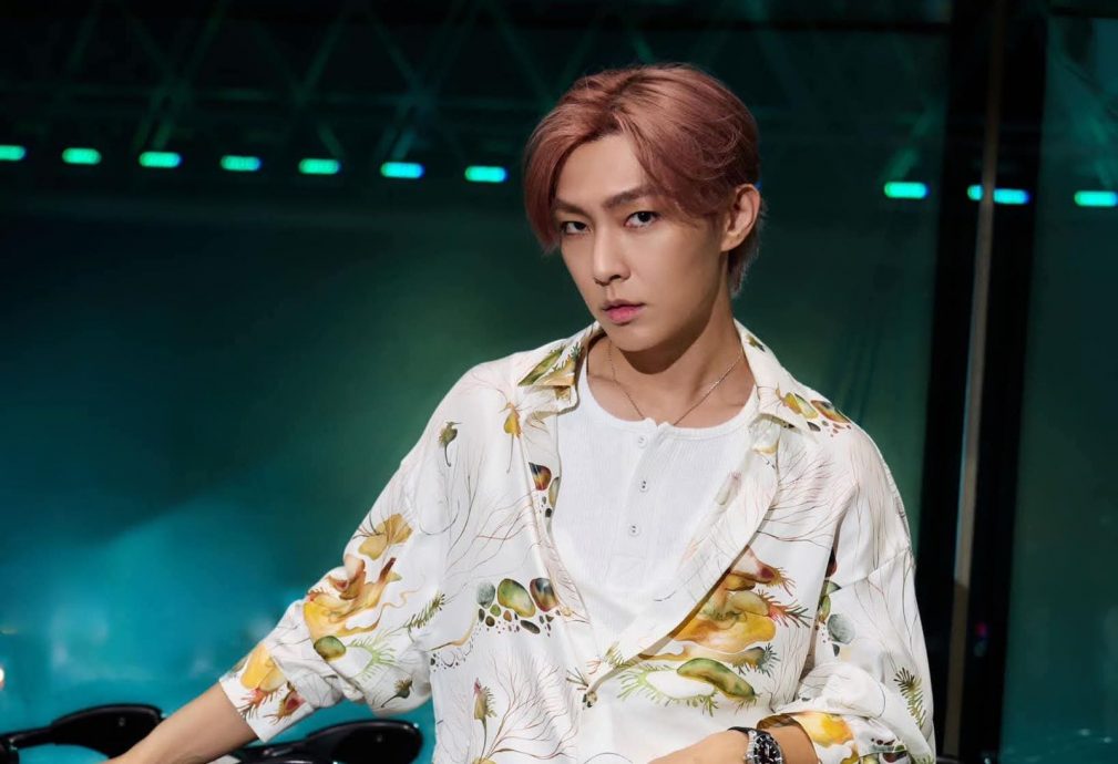 批“南京红姐”事件嘴战网民 炎亚纶厚颜不认偷拍骂“法盲”