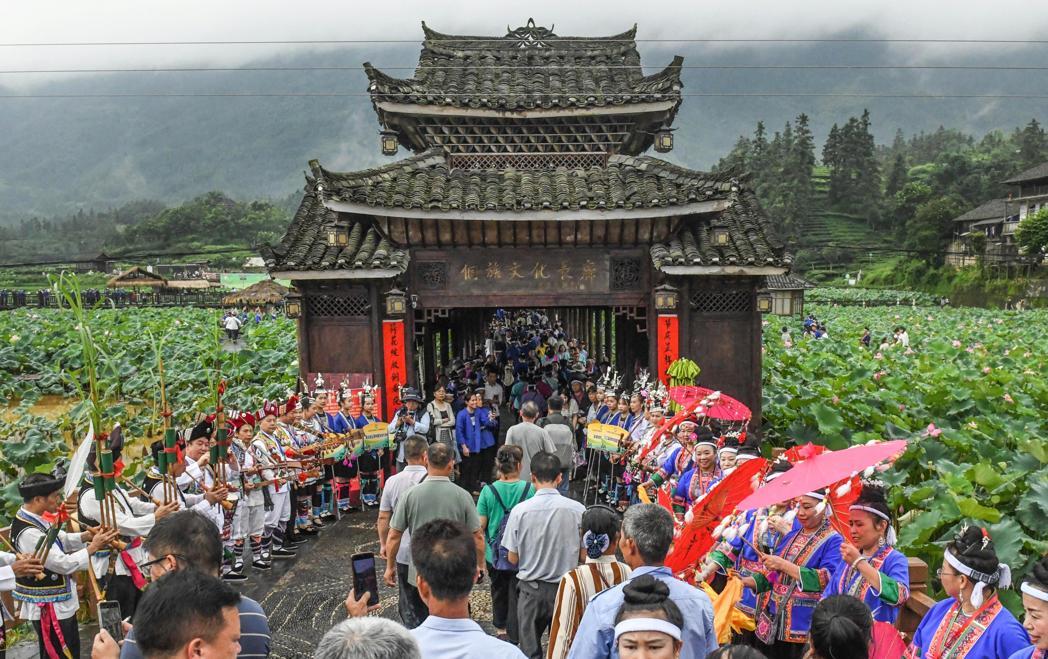 抢抓“暑期经济”中国将发超5.7亿元消费补贴