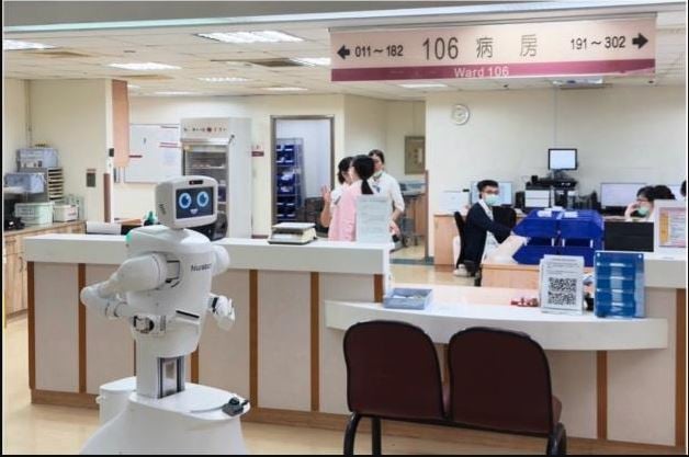 拚图)鸿海与川崎重工的AI护理机器人据报明年上市 拚2027累销200台