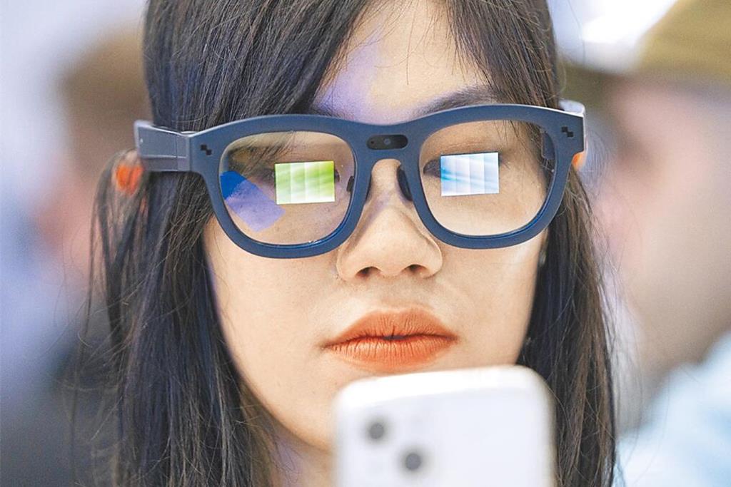 小米AI眼镜5天现货卖完  料将掀起「百镜大战」