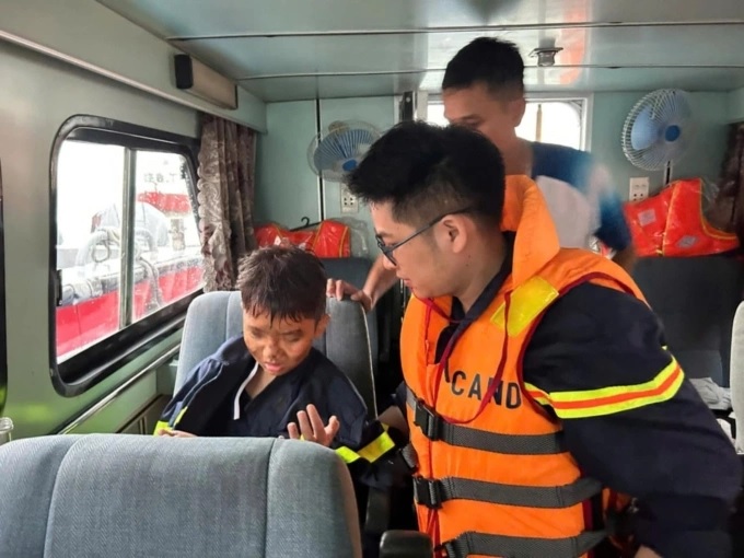 换文,头)日参院选举出口调查:执政联盟未能保住参议院多数席位