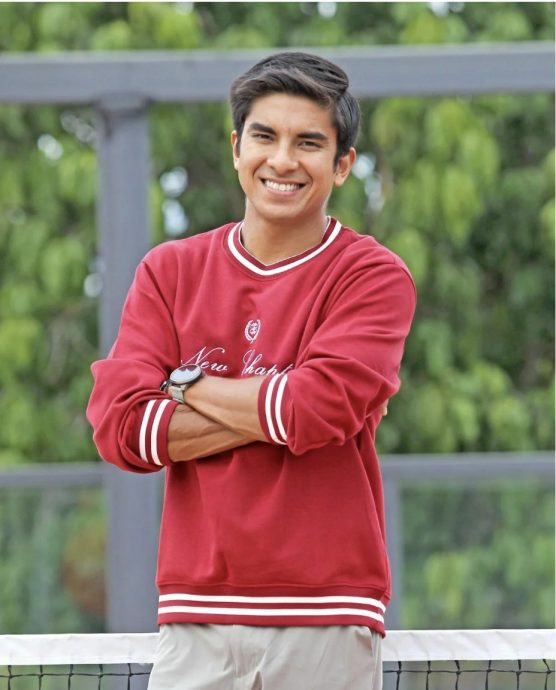 政治与娱乐齐绽放 赛沙迪乐迎“双面人生”