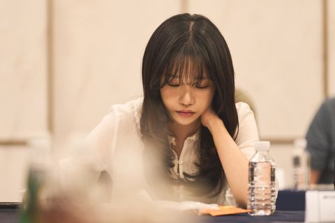 新剧搭档《鱿鱼游戏3》曹柔理 孙艺真空气浏海造型曝光