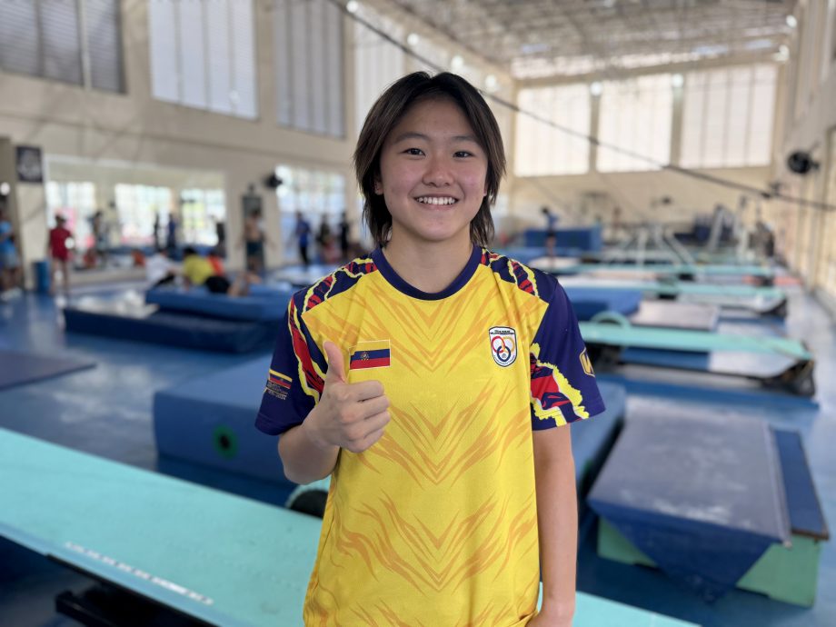 新加坡世界水上运动锦标赛| 从崇拜偶像到一起比赛    李奕晴搭档潘德莉拉出征