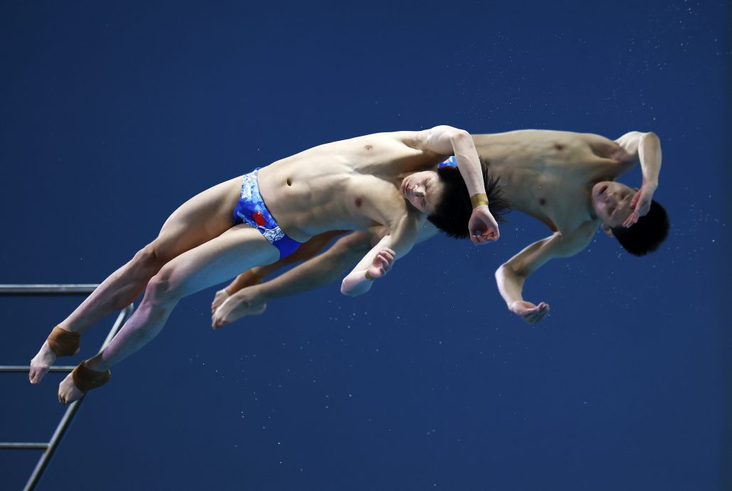 新加坡世界水上运动锦标赛 包办男双人跳台女双人跳板 中国跳水队夺第7金